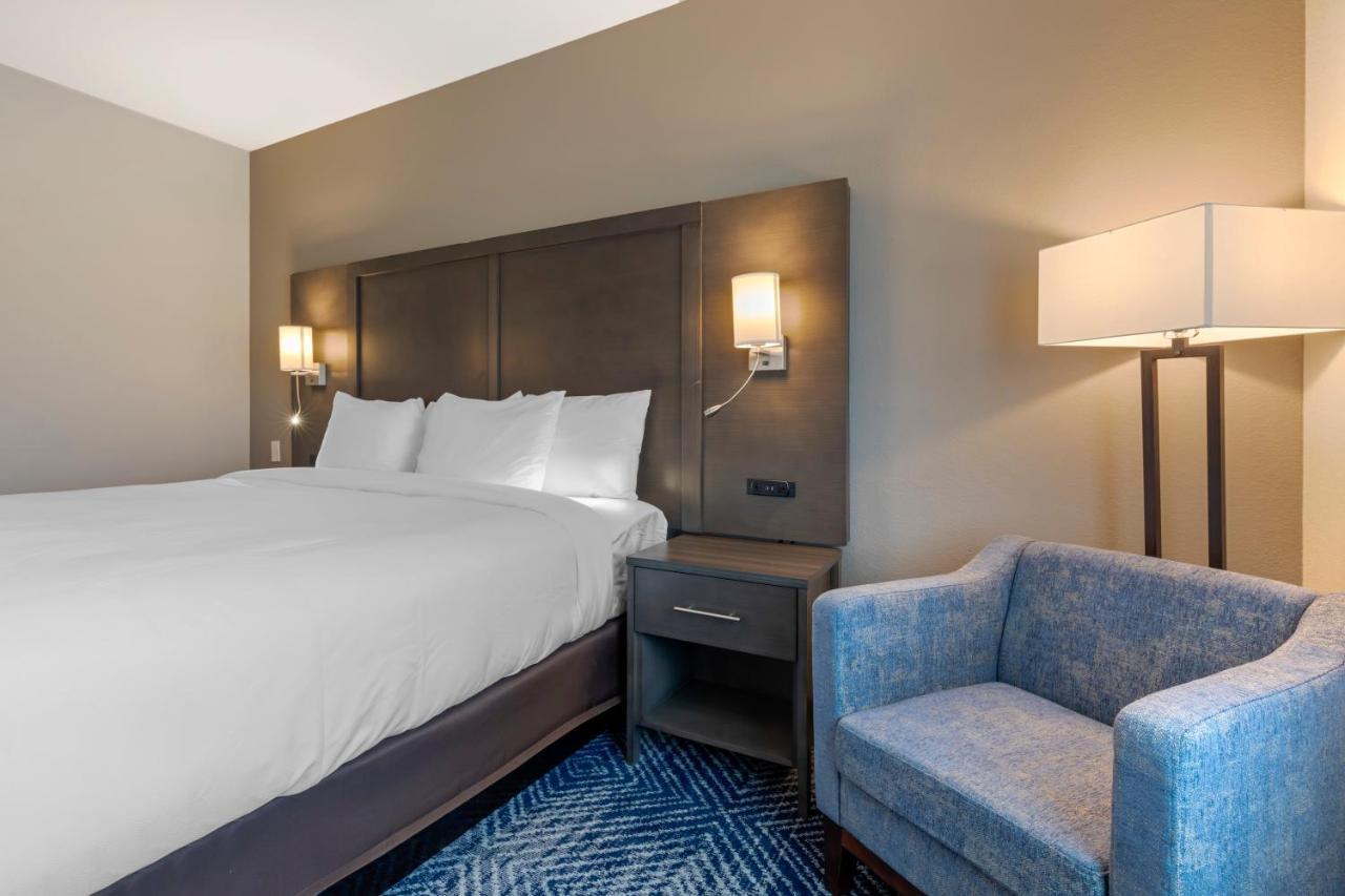 Comfort Inn & Suites Balch Springs - Se Dallas Экстерьер фото