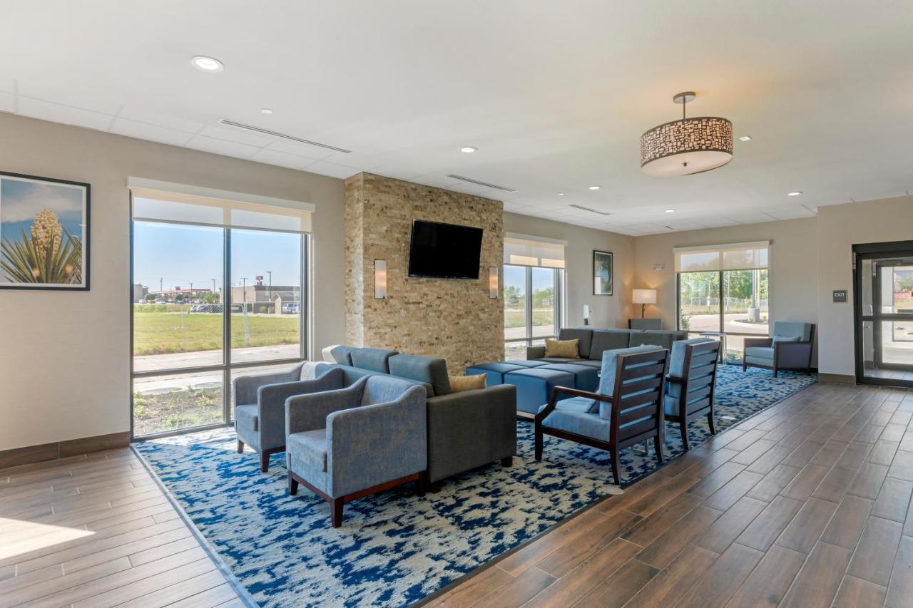 Comfort Inn & Suites Balch Springs - Se Dallas Экстерьер фото