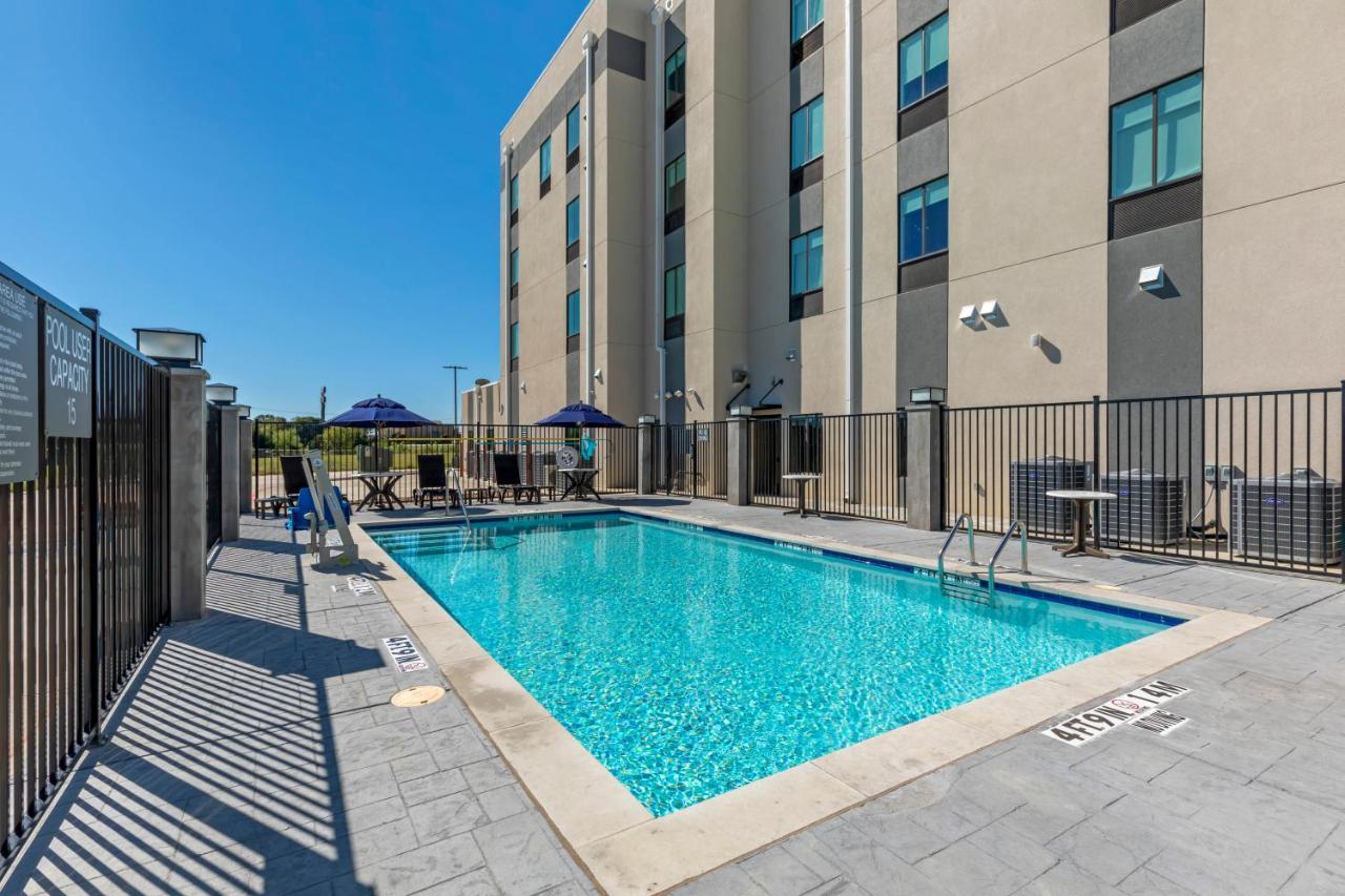 Comfort Inn & Suites Balch Springs - Se Dallas Экстерьер фото